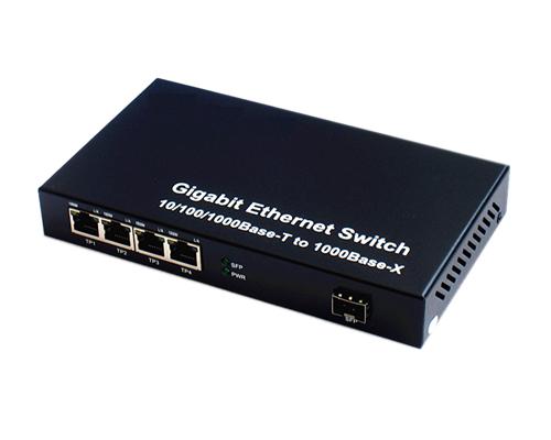 120907.  1 SFP Slot/LC connect + 4 RJ45 fiber Switch